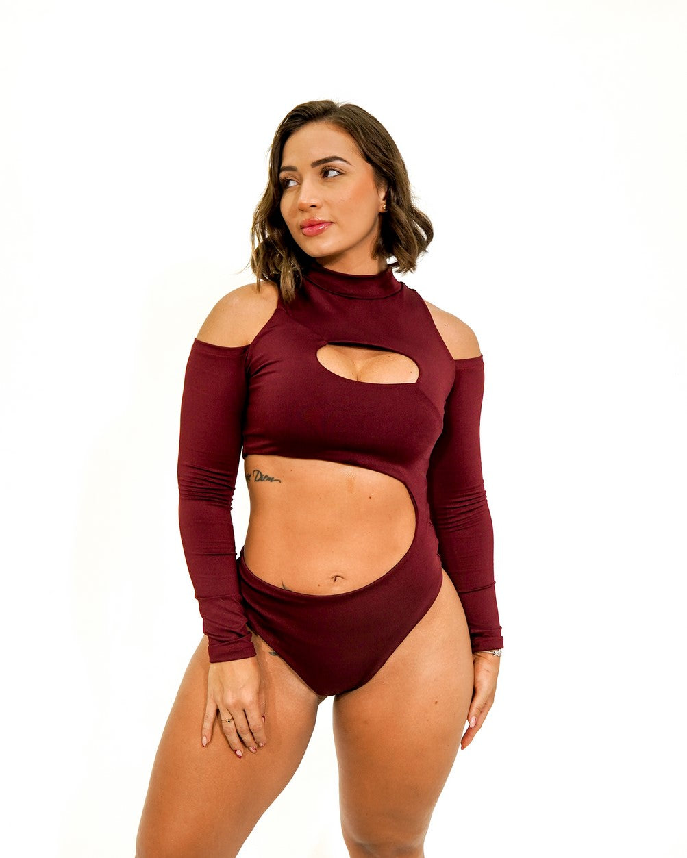BODY MANGA LARGA CON ABERTURAS