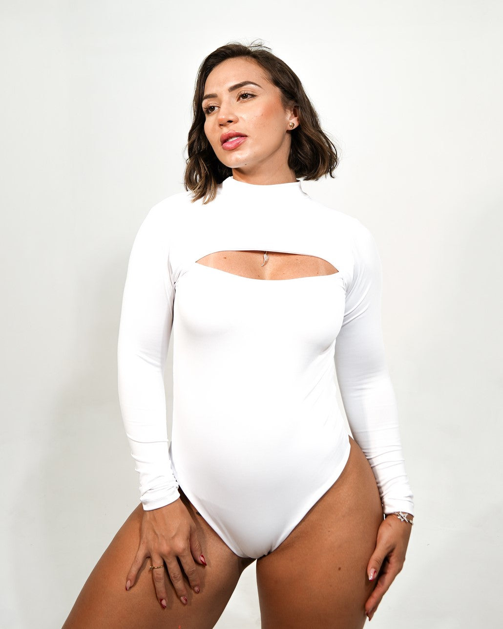 BODY MANGA LARGA ESCOTE