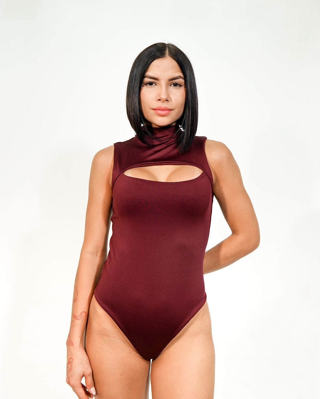 BODY SISA ESCOTE