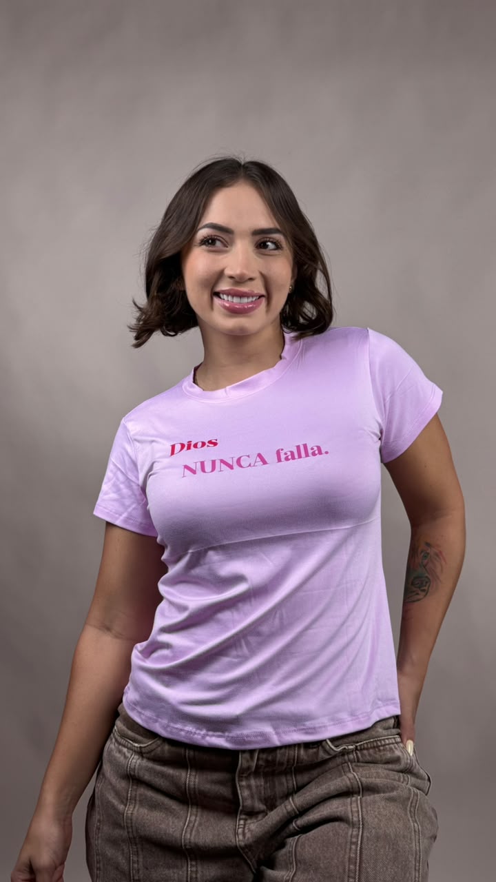 Camiseta Dios nunca falla lila -1202472