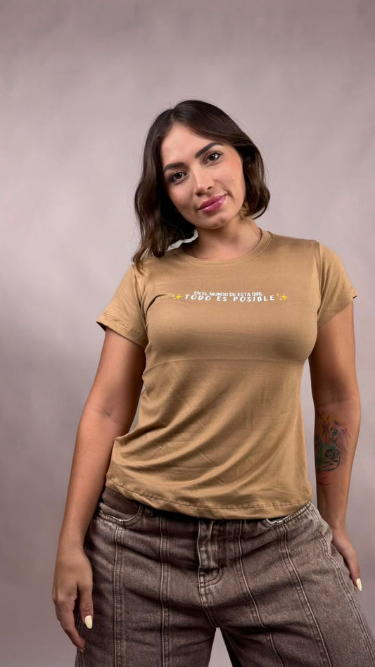 Camiseta en el mundo de esta girl cafe-1202487