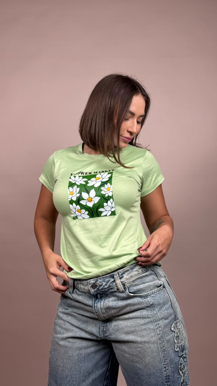 camiseta flower verde - 1202527