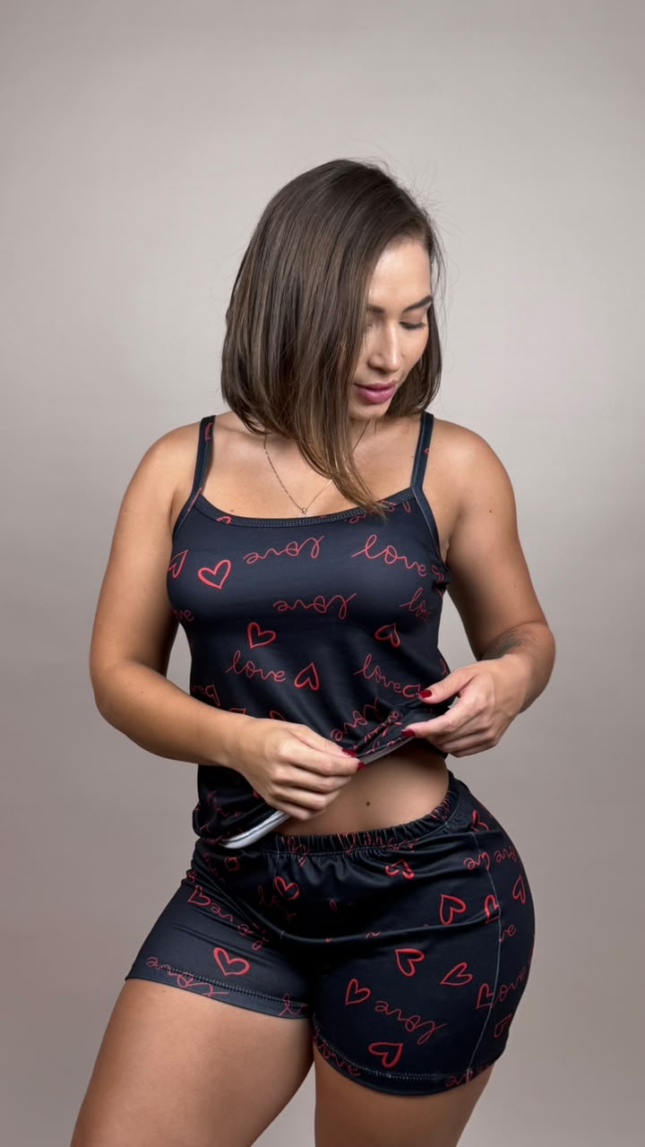 Pijama sublimada love corazon ,negro - 1800281